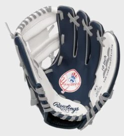 Rawlings New York Yankees 10-Inch Team Logo Glove -Rawlings Shop 22000030111 2